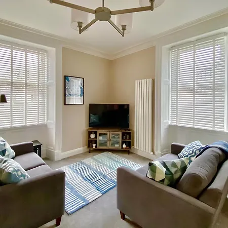 2 Harney Peak Portinscale